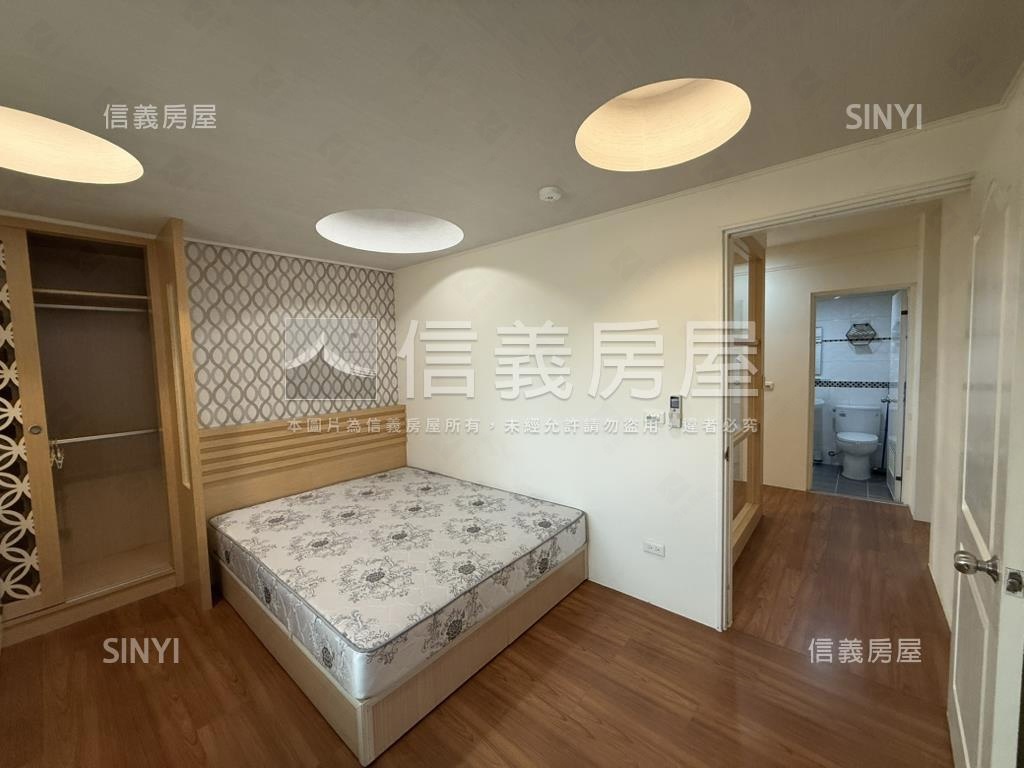 御龍花園唯美３＋１平車房屋室內格局與周邊環境