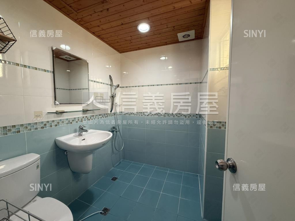 御龍花園唯美３＋１平車房屋室內格局與周邊環境