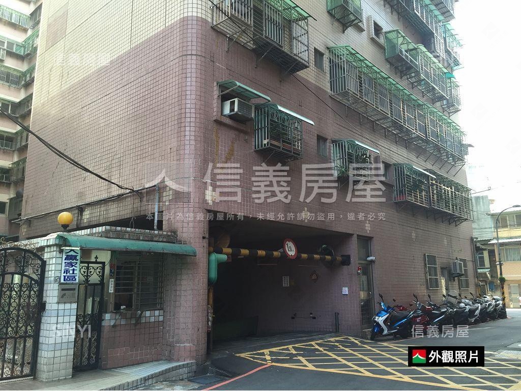 近萬大捷運，三房車位房屋室內格局與周邊環境