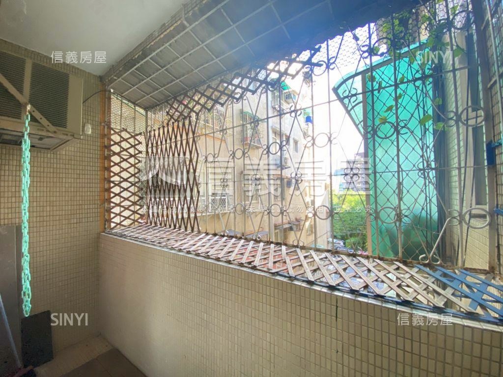 內科搶手黃金三樓房屋室內格局與周邊環境