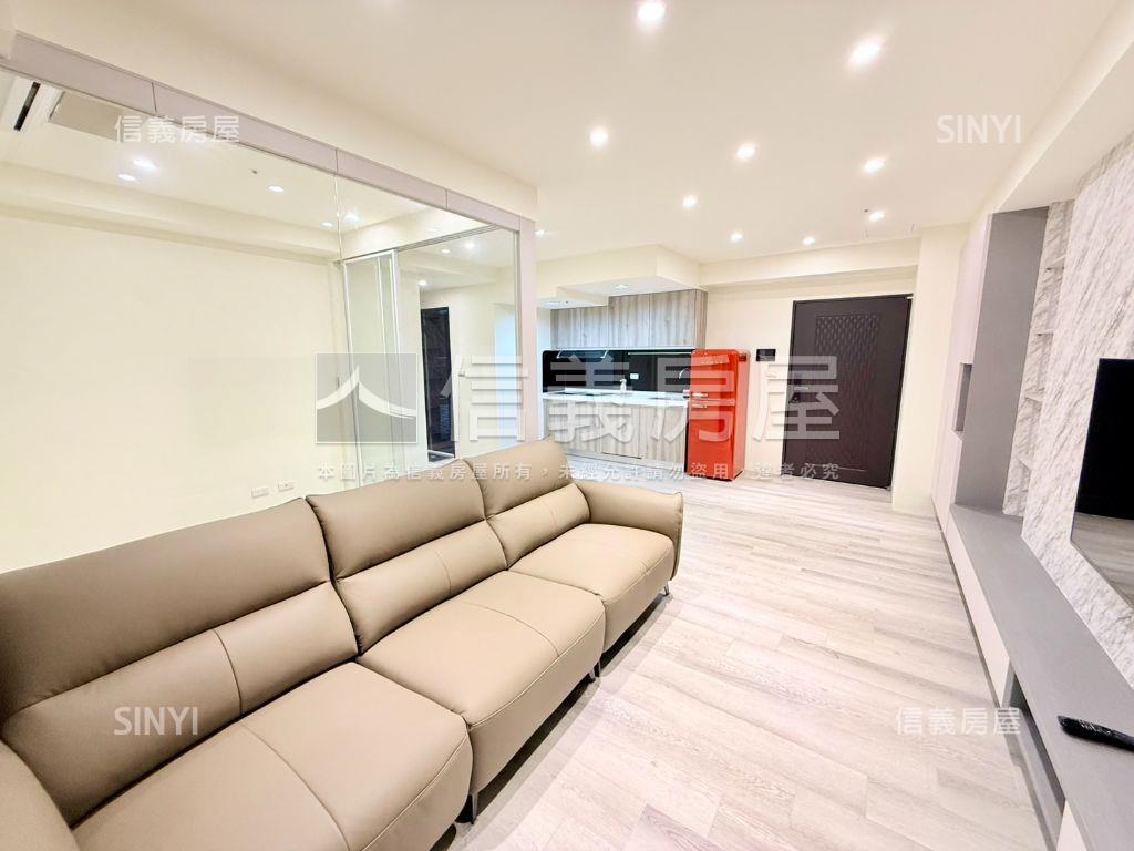 客運園區璟都麗緻三房車位房屋室內格局與周邊環境