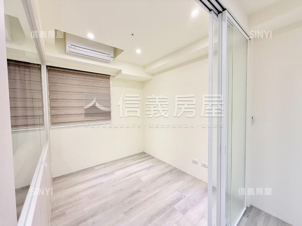 客運園區璟都麗緻三房車位房屋室內格局與周邊環境