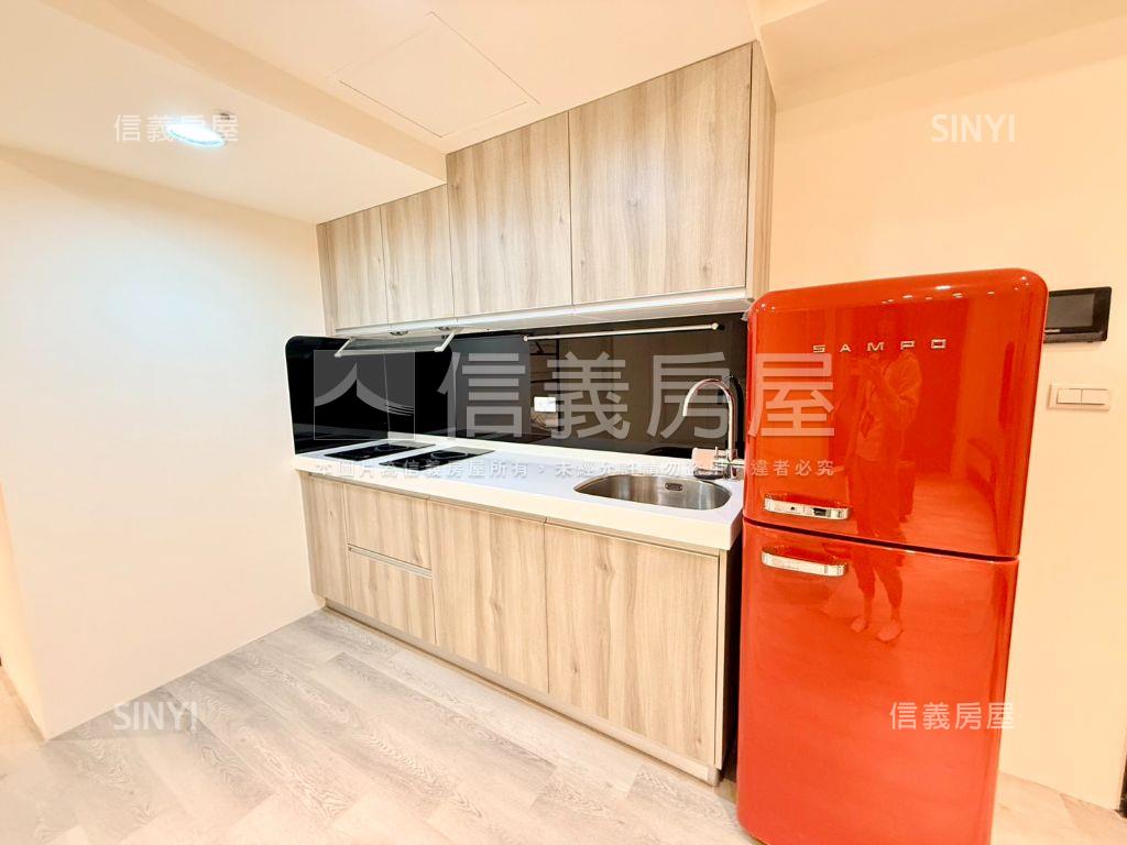 客運園區璟都麗緻三房車位房屋室內格局與周邊環境