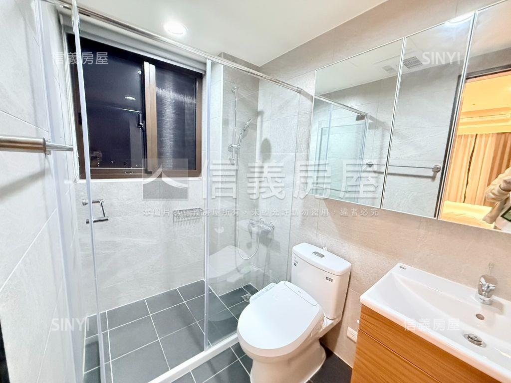 客運園區璟都麗緻三房車位房屋室內格局與周邊環境