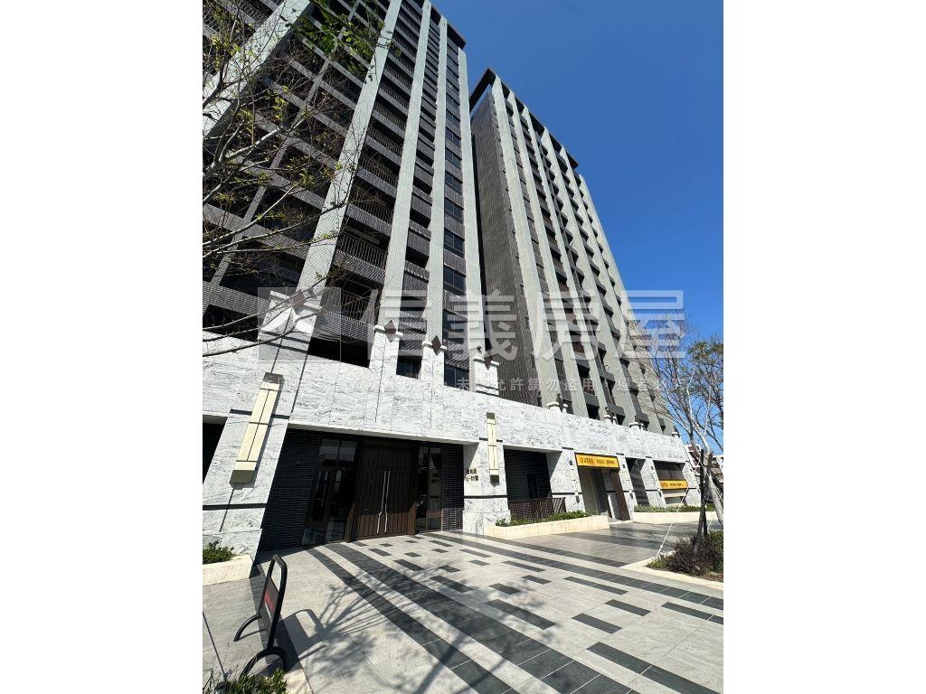 客運園區璟都麗緻三房車位房屋室內格局與周邊環境