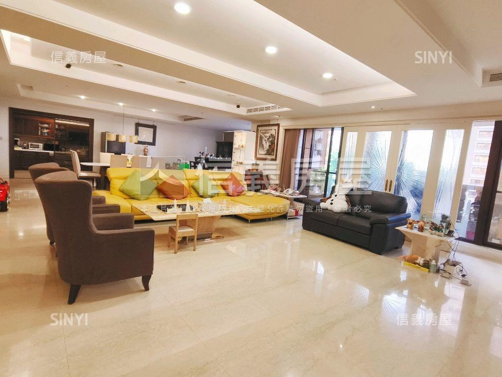 中悅國寶－氣派瑰麗美宅房屋室內格局與周邊環境