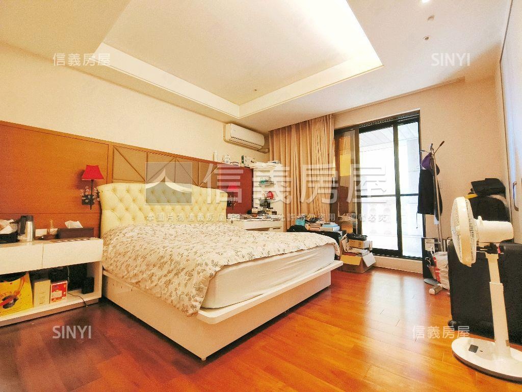 中悅國寶－氣派瑰麗美宅房屋室內格局與周邊環境