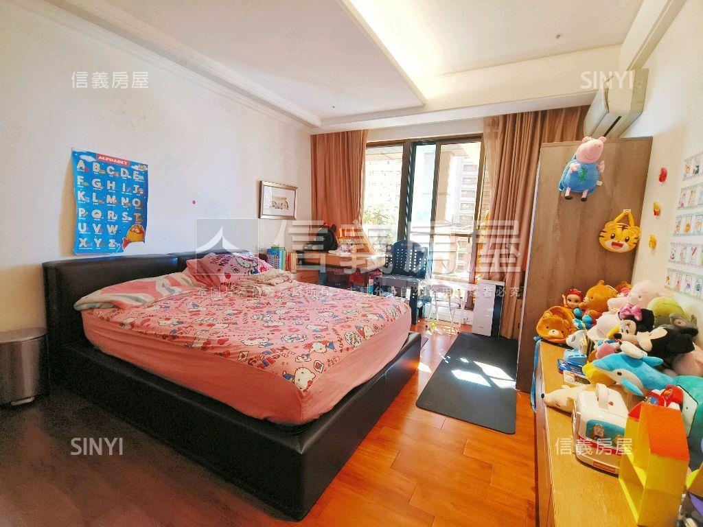 中悅國寶－氣派瑰麗美宅房屋室內格局與周邊環境