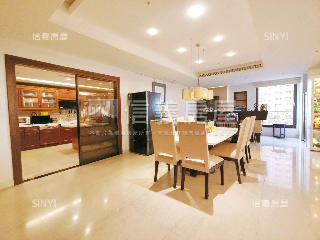 中悅國寶－氣派瑰麗美宅房屋室內格局與周邊環境