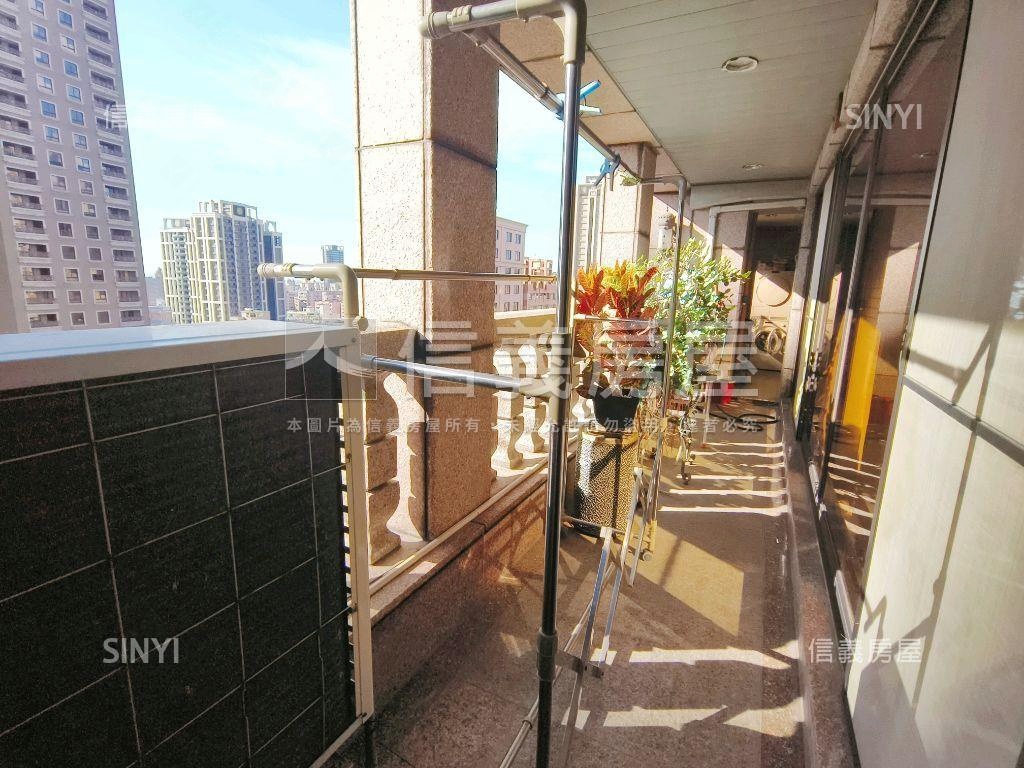 中悅國寶－氣派瑰麗美宅房屋室內格局與周邊環境