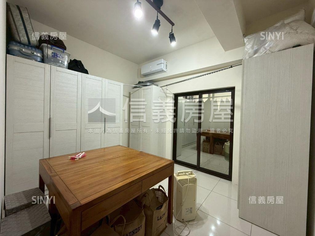 近湖口獨棟採光好美別墅房屋室內格局與周邊環境