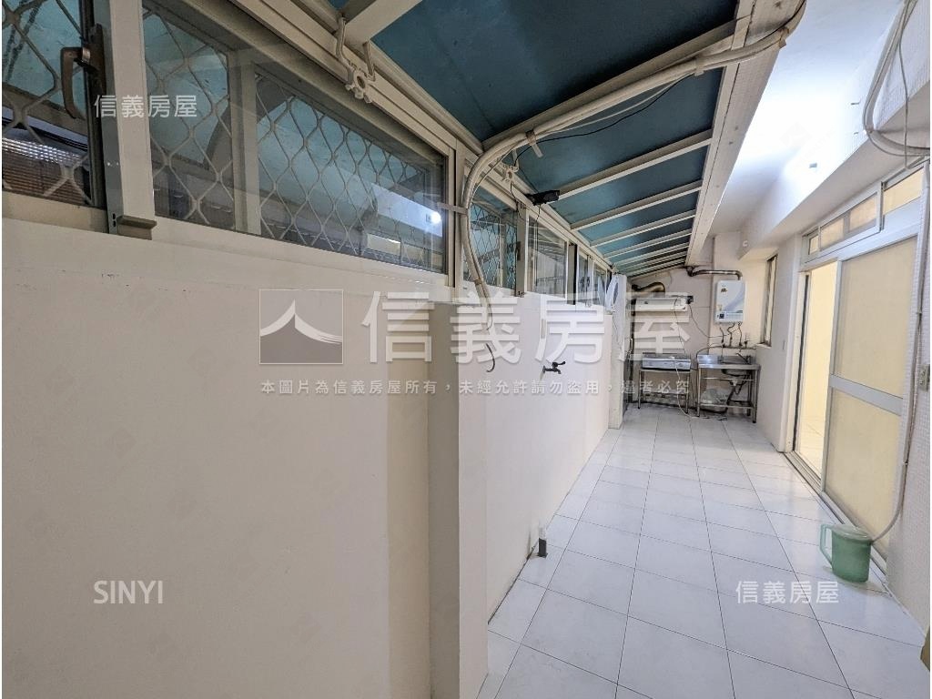 櫻花大廈精美２房房屋室內格局與周邊環境