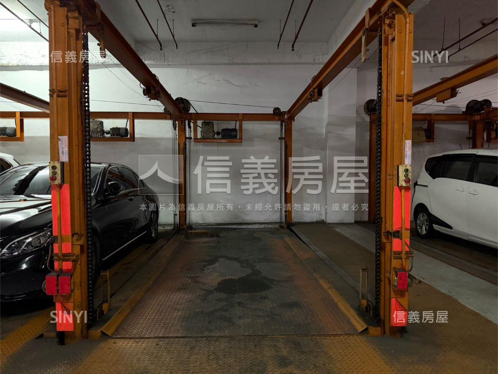 中科東海高樓三房有車位房屋室內格局與周邊環境