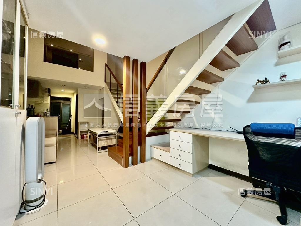 采舍七樓附車位房屋室內格局與周邊環境