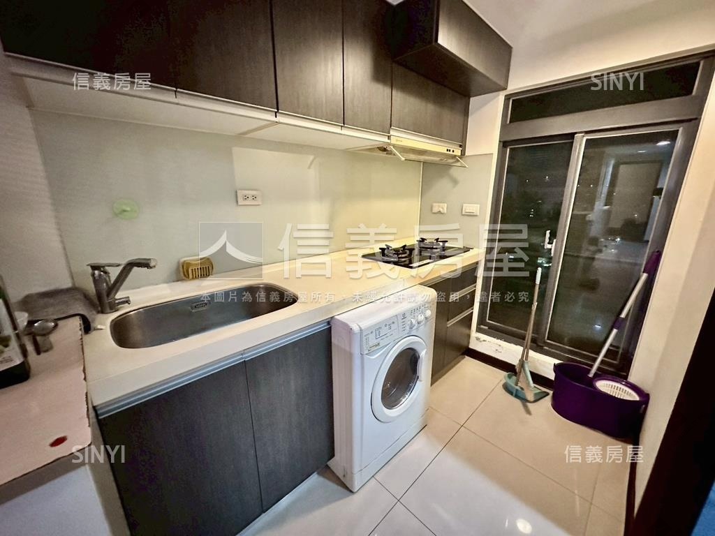 采舍七樓附車位房屋室內格局與周邊環境