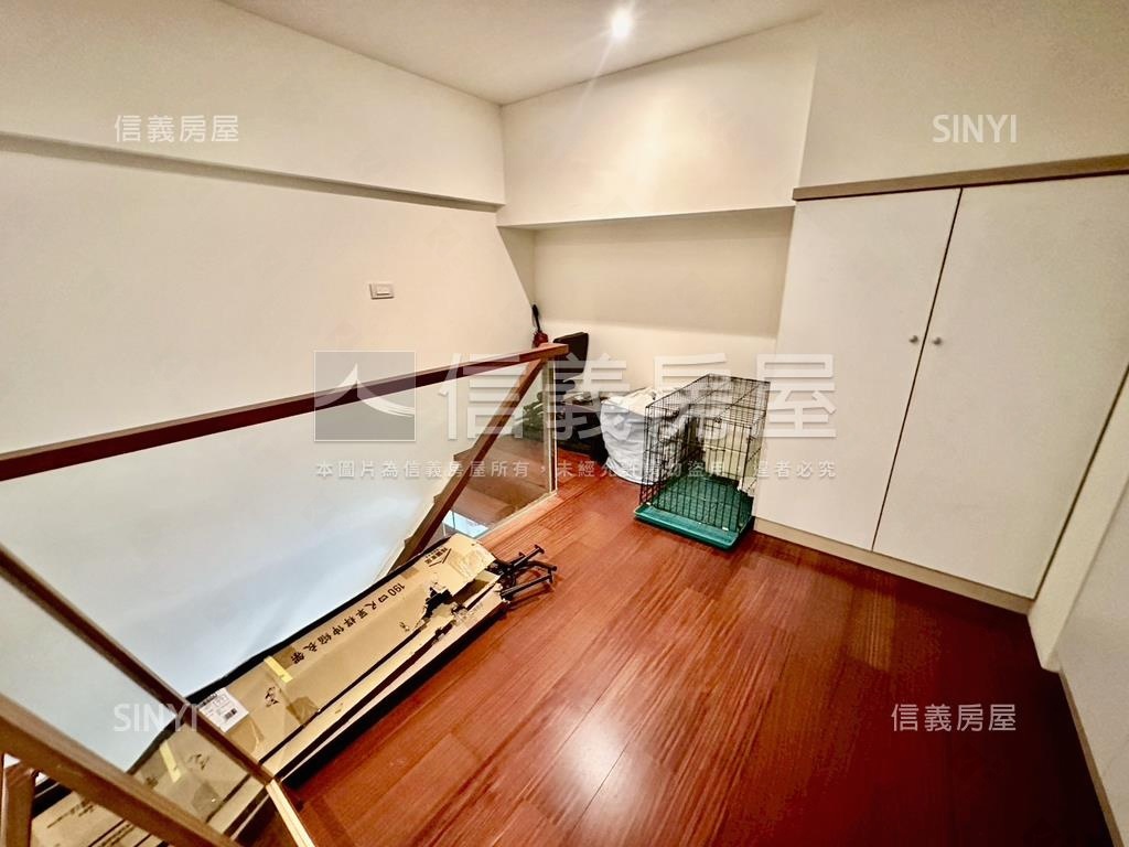 采舍七樓附車位房屋室內格局與周邊環境