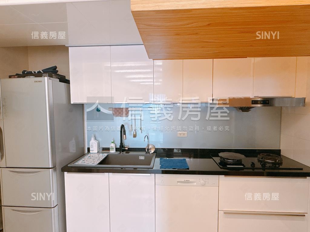 森美術邊間亮三房平車房屋室內格局與周邊環境