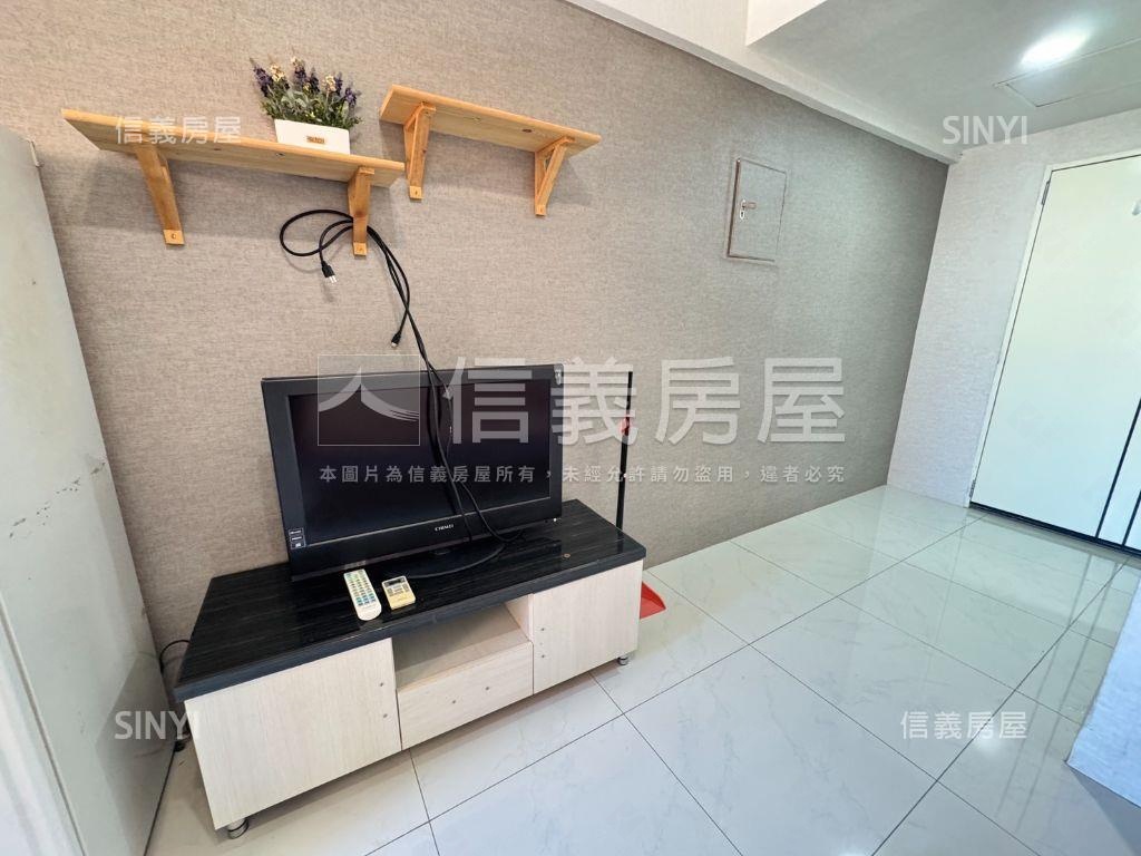 近文心森林公園電梯美套房屋室內格局與周邊環境