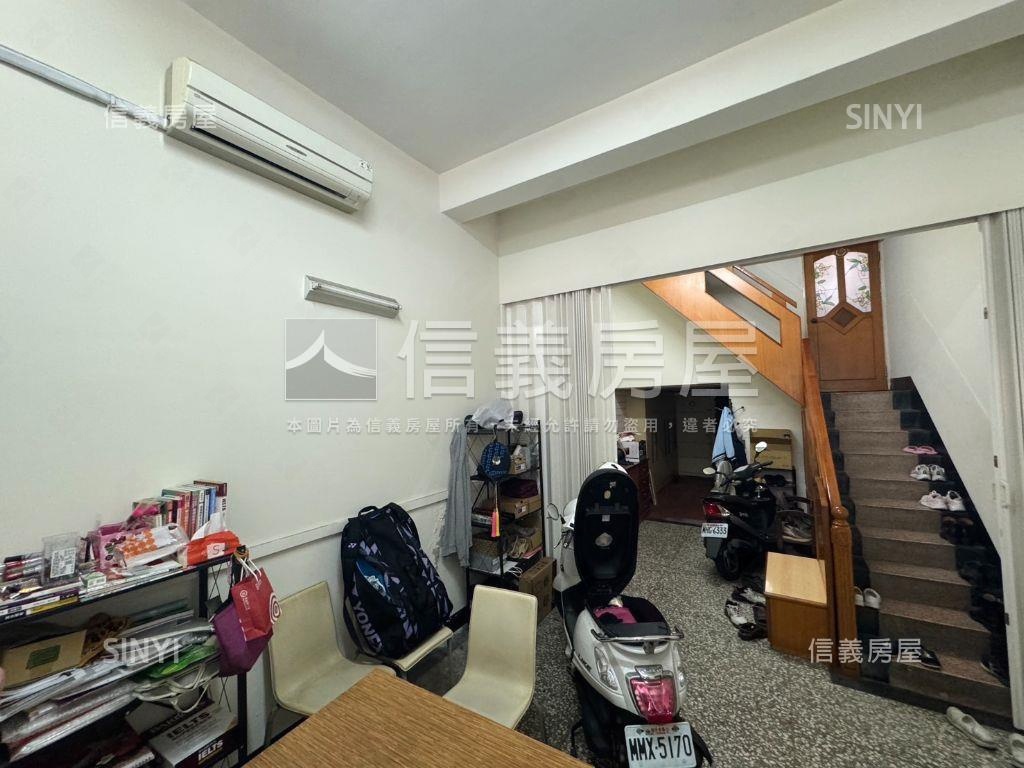 福安路霸氣雙透店房屋室內格局與周邊環境