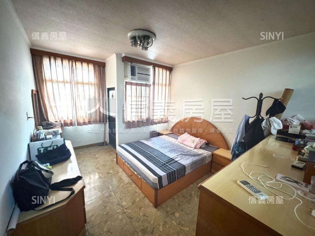 福安路霸氣雙透店房屋室內格局與周邊環境