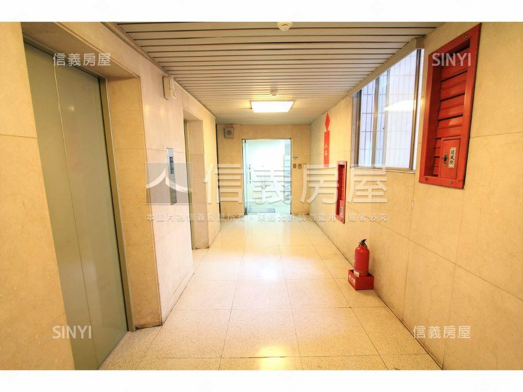 明耀三普邊間二樓房屋室內格局與周邊環境