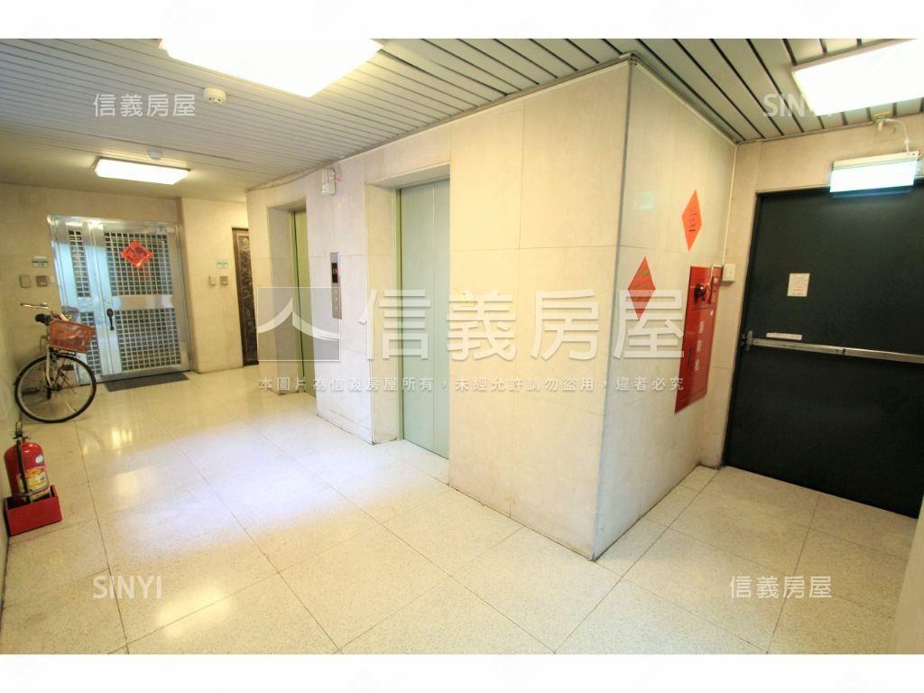 明耀三普邊間二樓房屋室內格局與周邊環境
