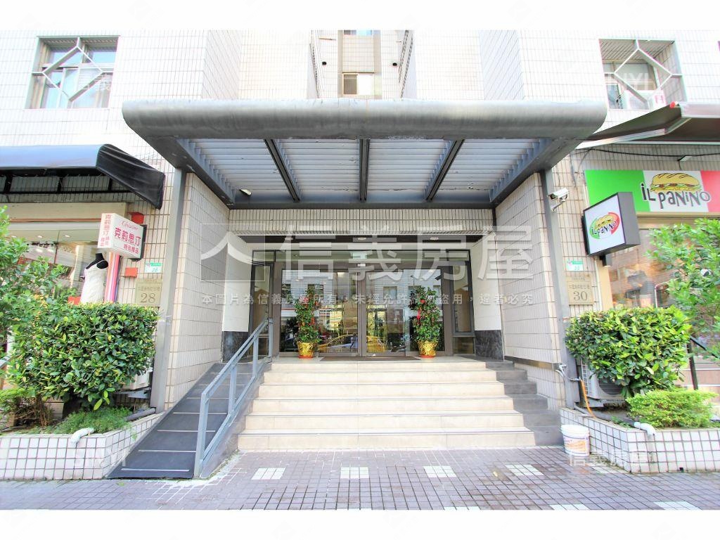 明耀三普邊間二樓房屋室內格局與周邊環境