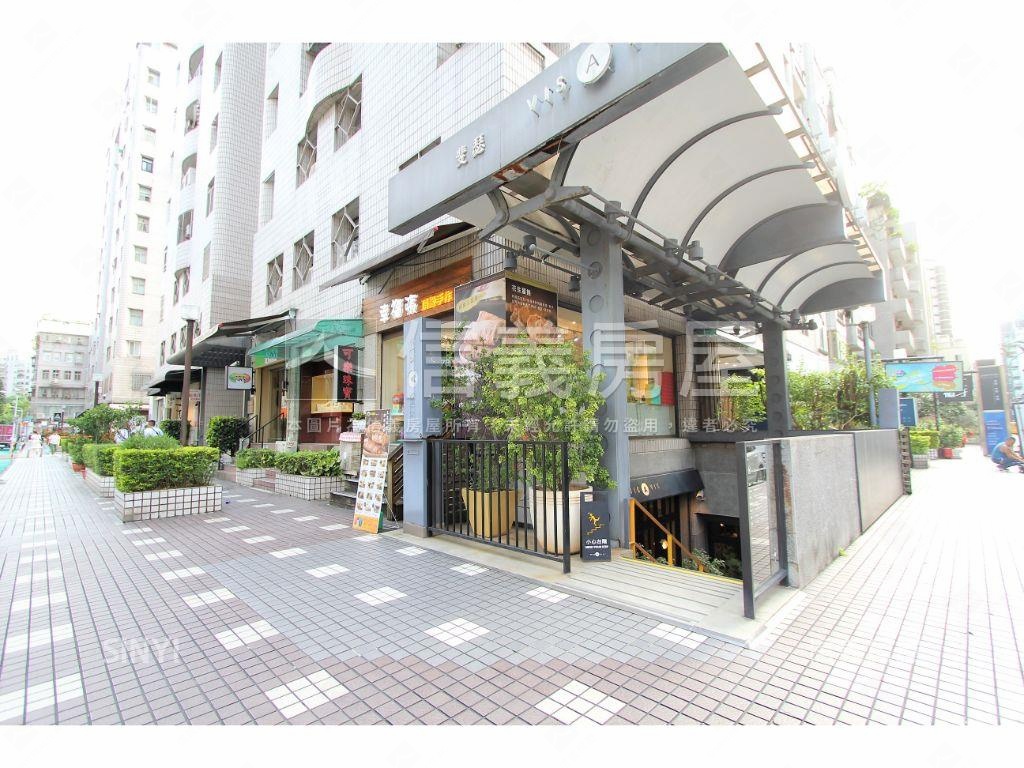 明耀三普邊間二樓房屋室內格局與周邊環境