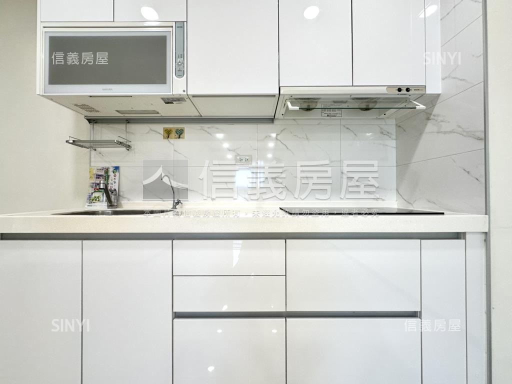 稀有格局邊間２房廁所開窗房屋室內格局與周邊環境