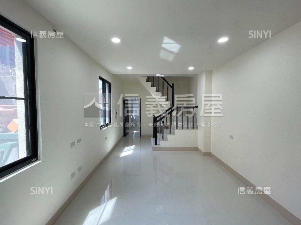 近夢時代正街美透天房屋室內格局與周邊環境