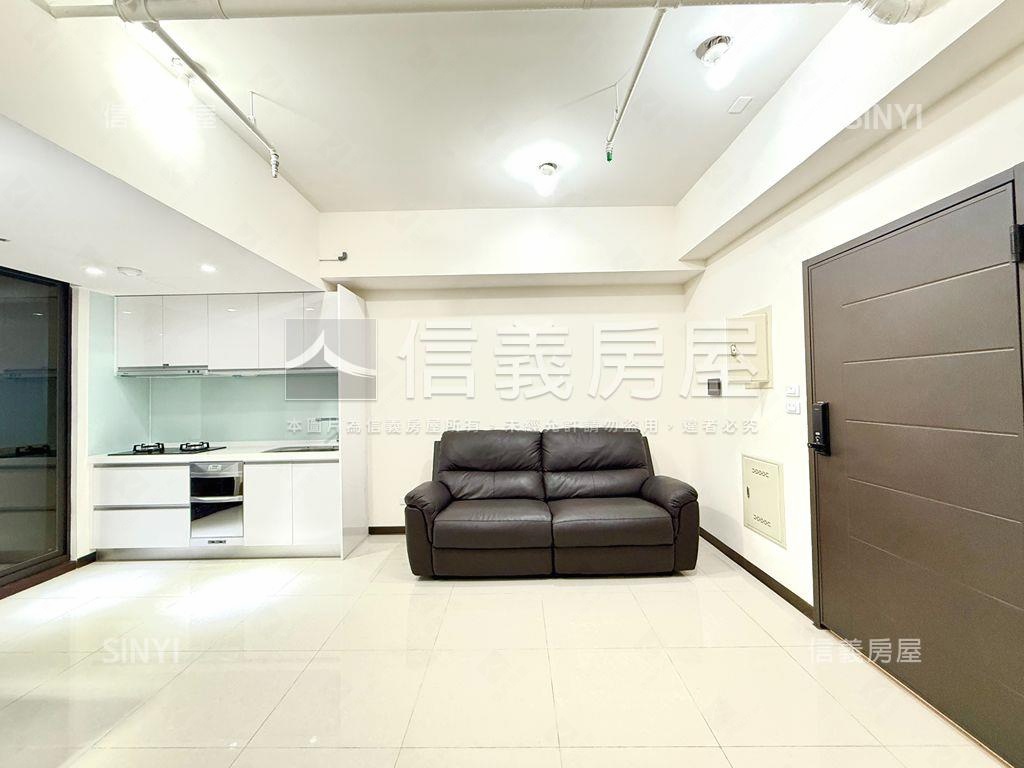 台南高鐵站旁三房平車房屋室內格局與周邊環境