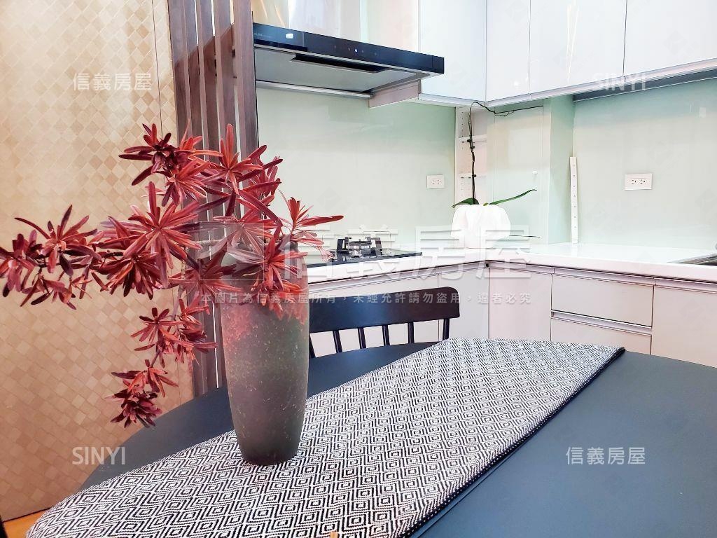 七期海悅豪景裝潢兩房平車房屋室內格局與周邊環境