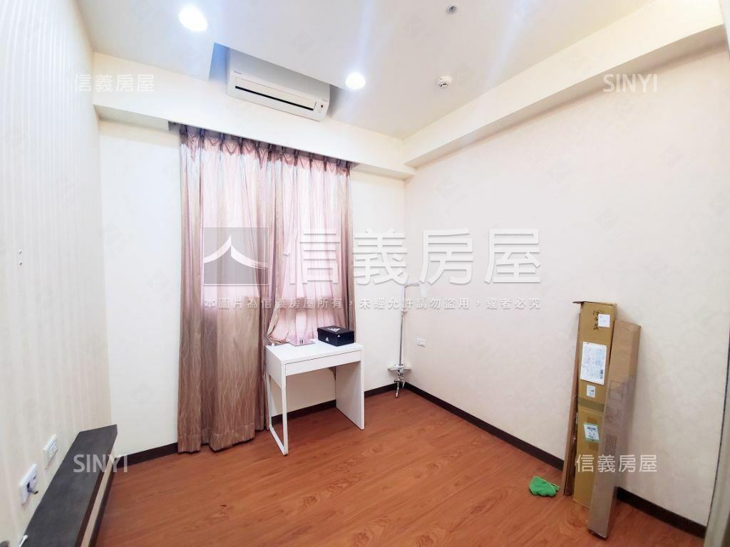 七期海悅豪景裝潢兩房平車房屋室內格局與周邊環境