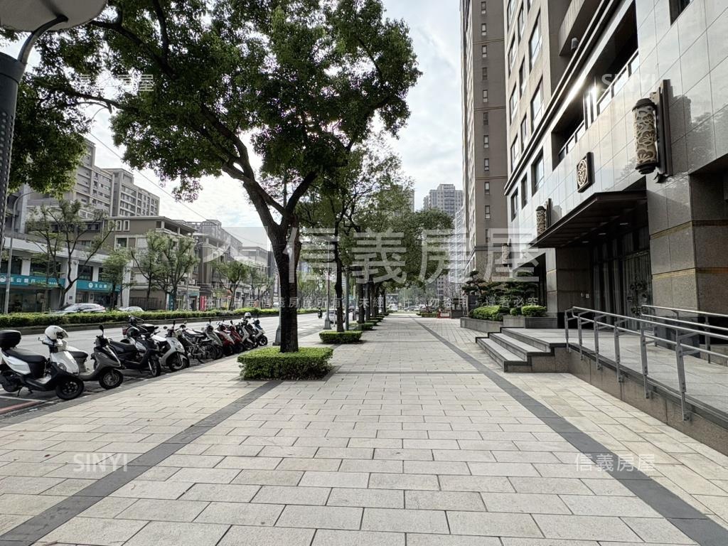 大學京都樹景綠意盎然房屋室內格局與周邊環境