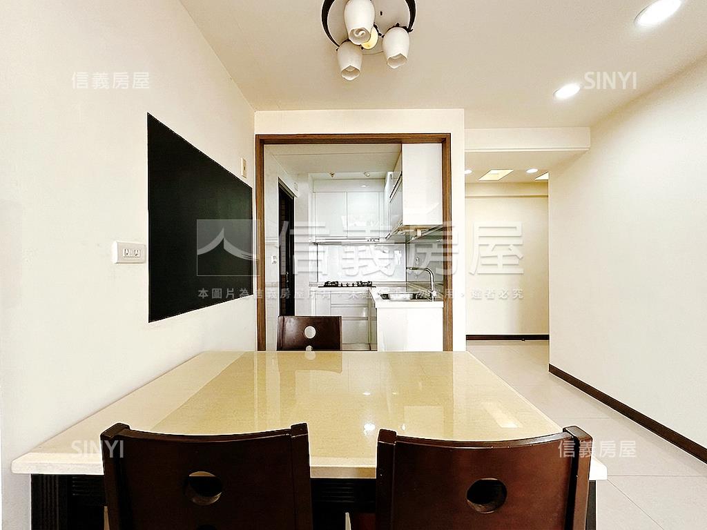 ［新觀］三房視野機上車位房屋室內格局與周邊環境