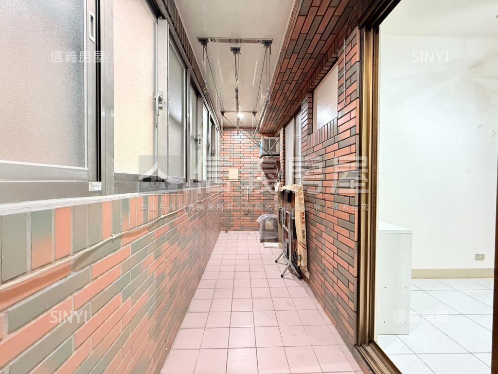 河堤雙衛開窗四房獨立平車房屋室內格局與周邊環境