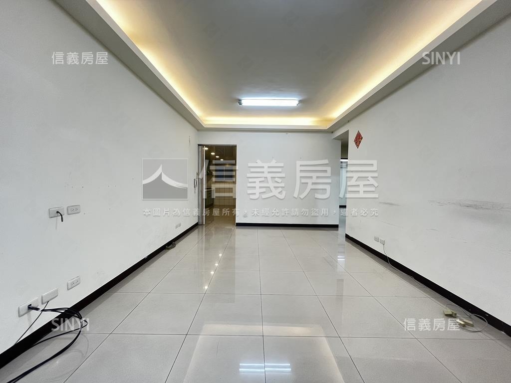 中信街稀有天然氣公寓二樓房屋室內格局與周邊環境
