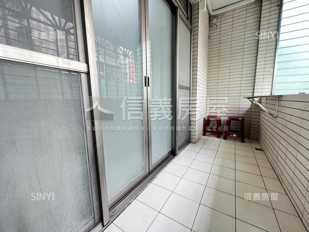 中信街稀有天然氣公寓二樓房屋室內格局與周邊環境