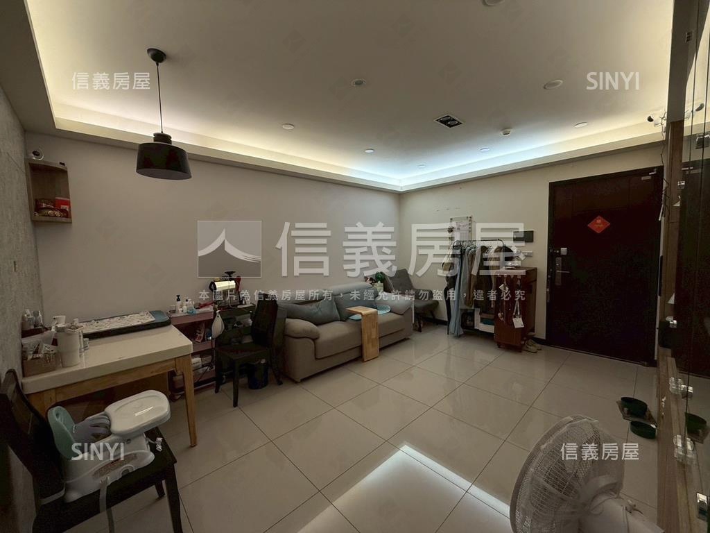 超花稀有正兩房車位房屋室內格局與周邊環境