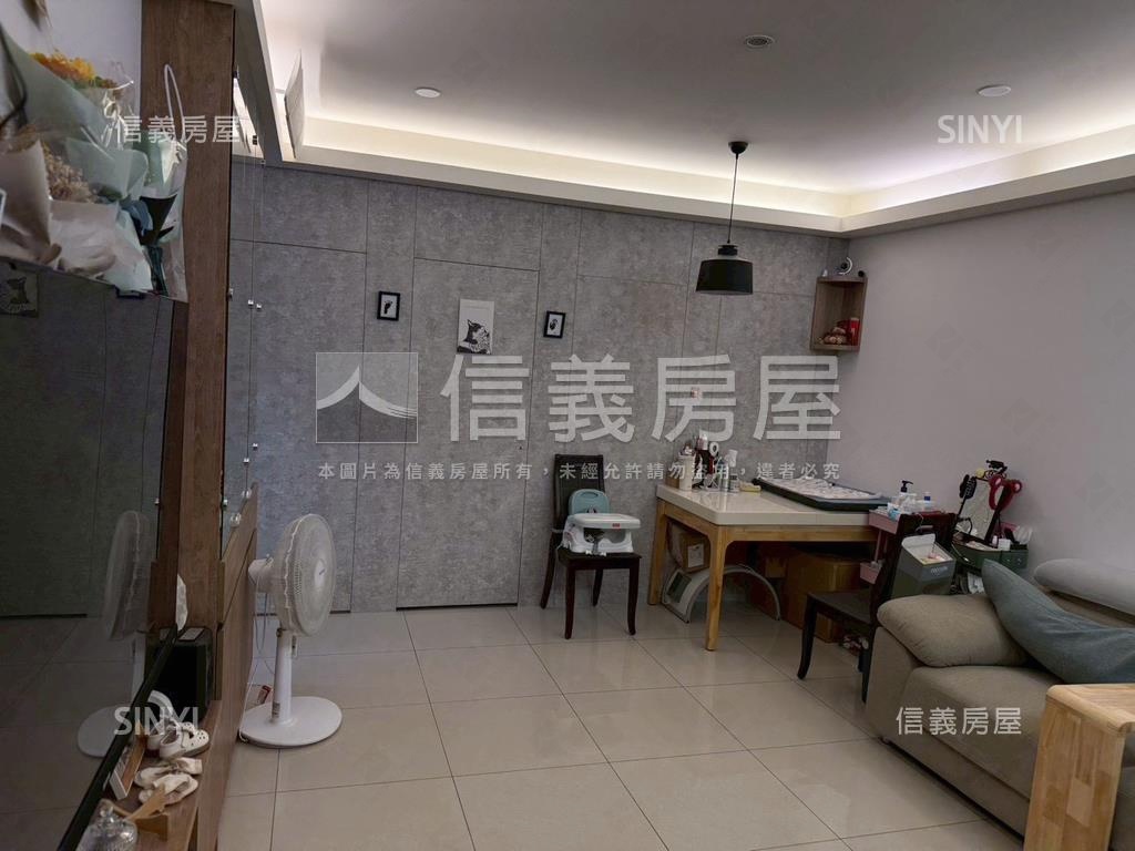 超花稀有正兩房車位房屋室內格局與周邊環境