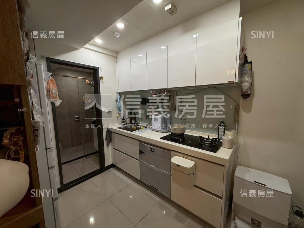 超花稀有正兩房車位房屋室內格局與周邊環境