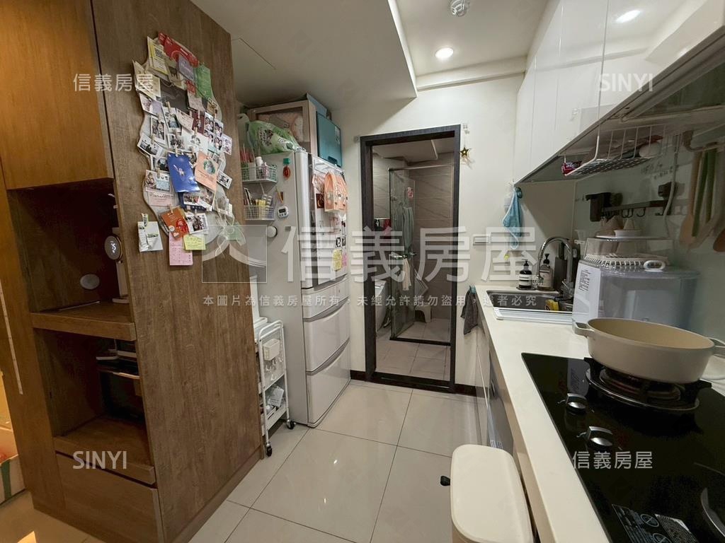 超花稀有正兩房車位房屋室內格局與周邊環境