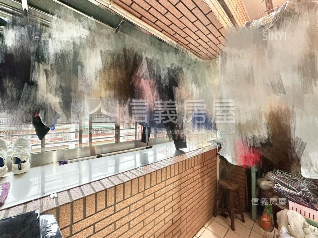 鳳翥雲翔˙四房校園景觀戶房屋室內格局與周邊環境