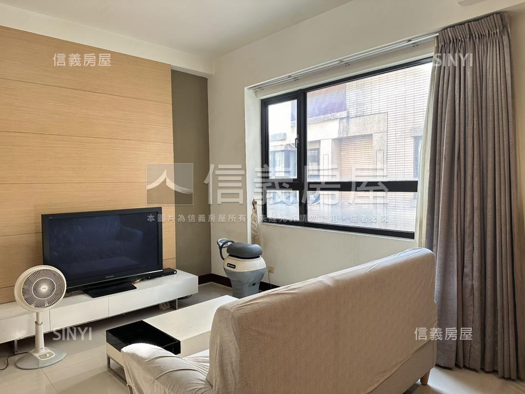 黃金地段重疊別墅房屋室內格局與周邊環境