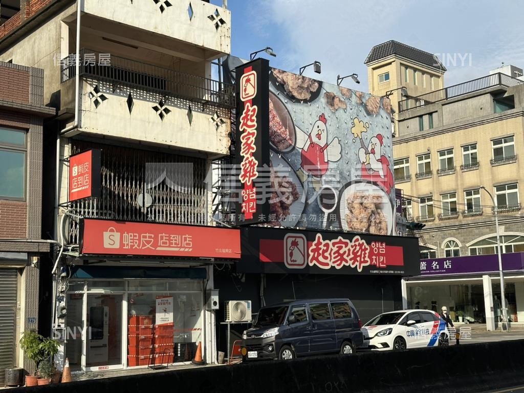 黃金地段重疊別墅房屋室內格局與周邊環境