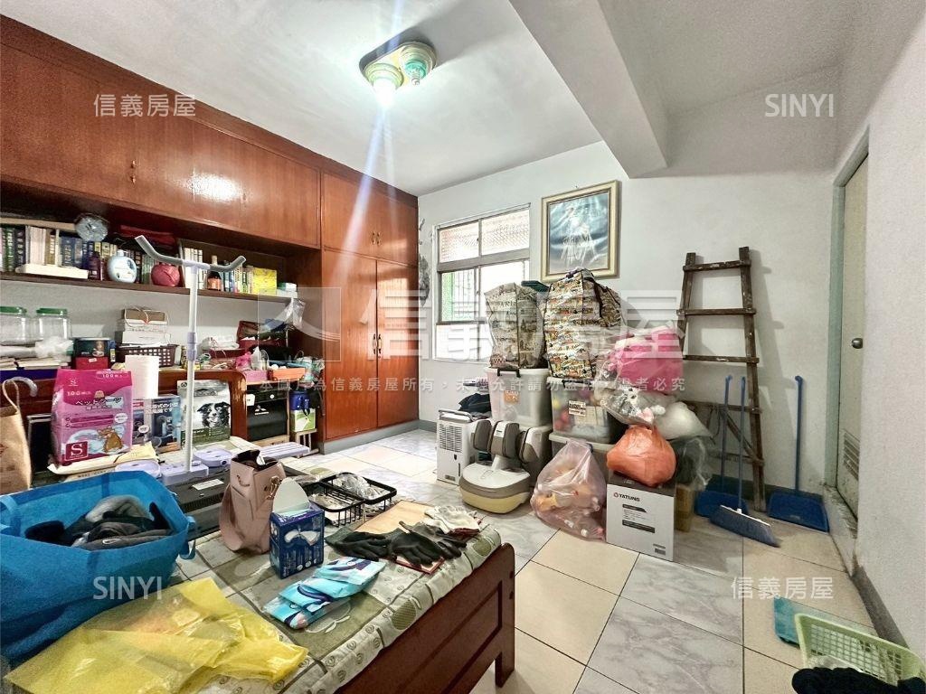 楠梓採光明亮三房房屋室內格局與周邊環境