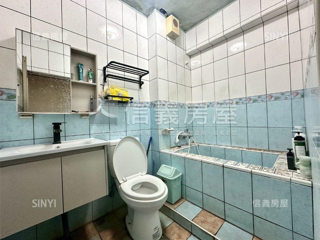 楠梓採光明亮三房房屋室內格局與周邊環境