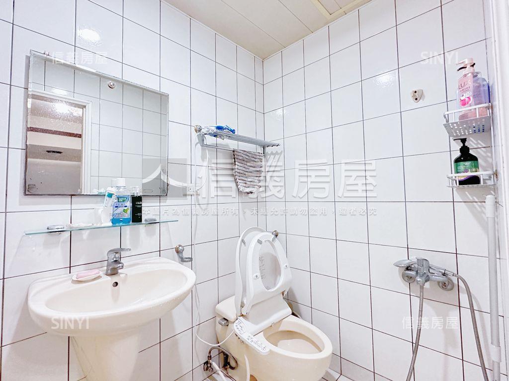 威尼斯河岸景觀三房房屋室內格局與周邊環境