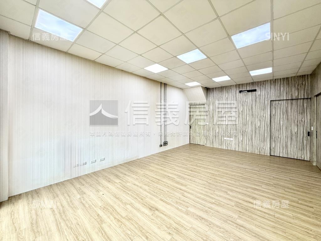 小港面寬質感店面房屋室內格局與周邊環境