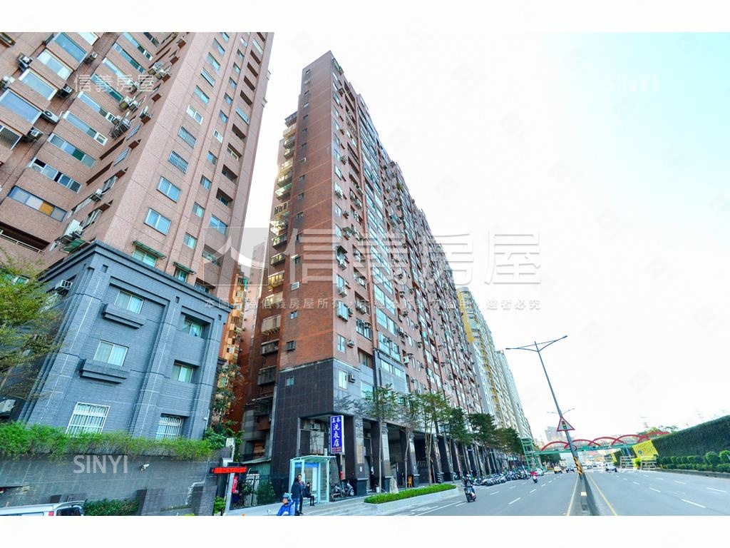 菠爾美景大兩房有平面車位房屋室內格局與周邊環境